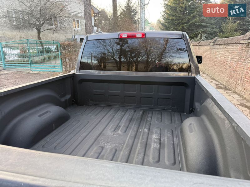 Пикап Dodge RAM 1500 2015 в Львове