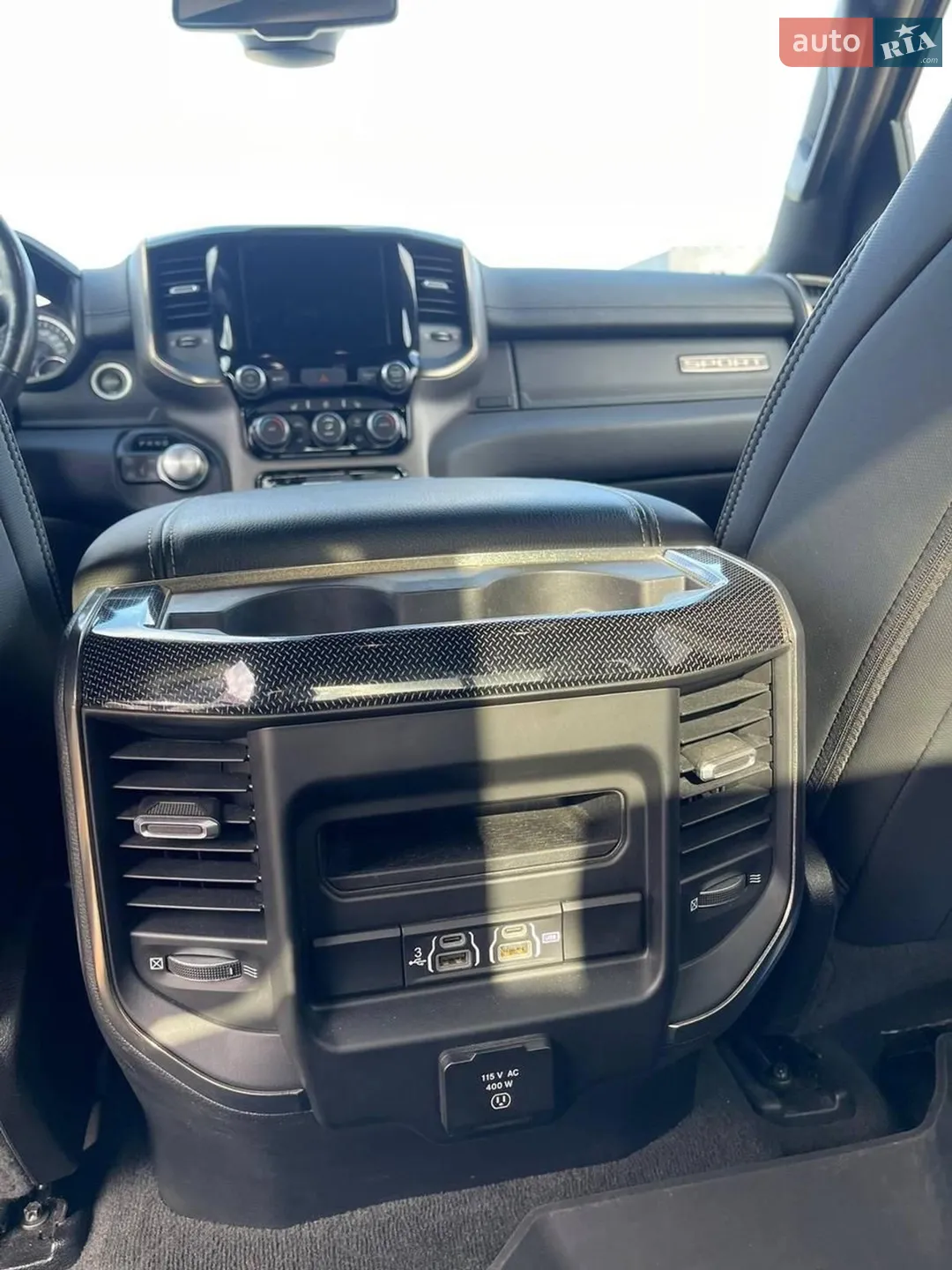 2019 Dodge RAM - мініатюра 11