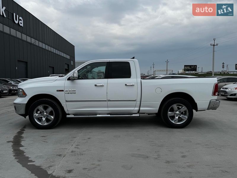 Пикап Dodge RAM 1500 2015 в Львове