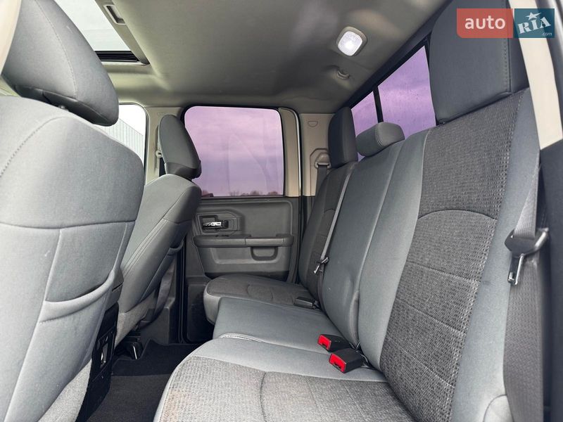 Пикап Dodge RAM 1500 2015 в Львове