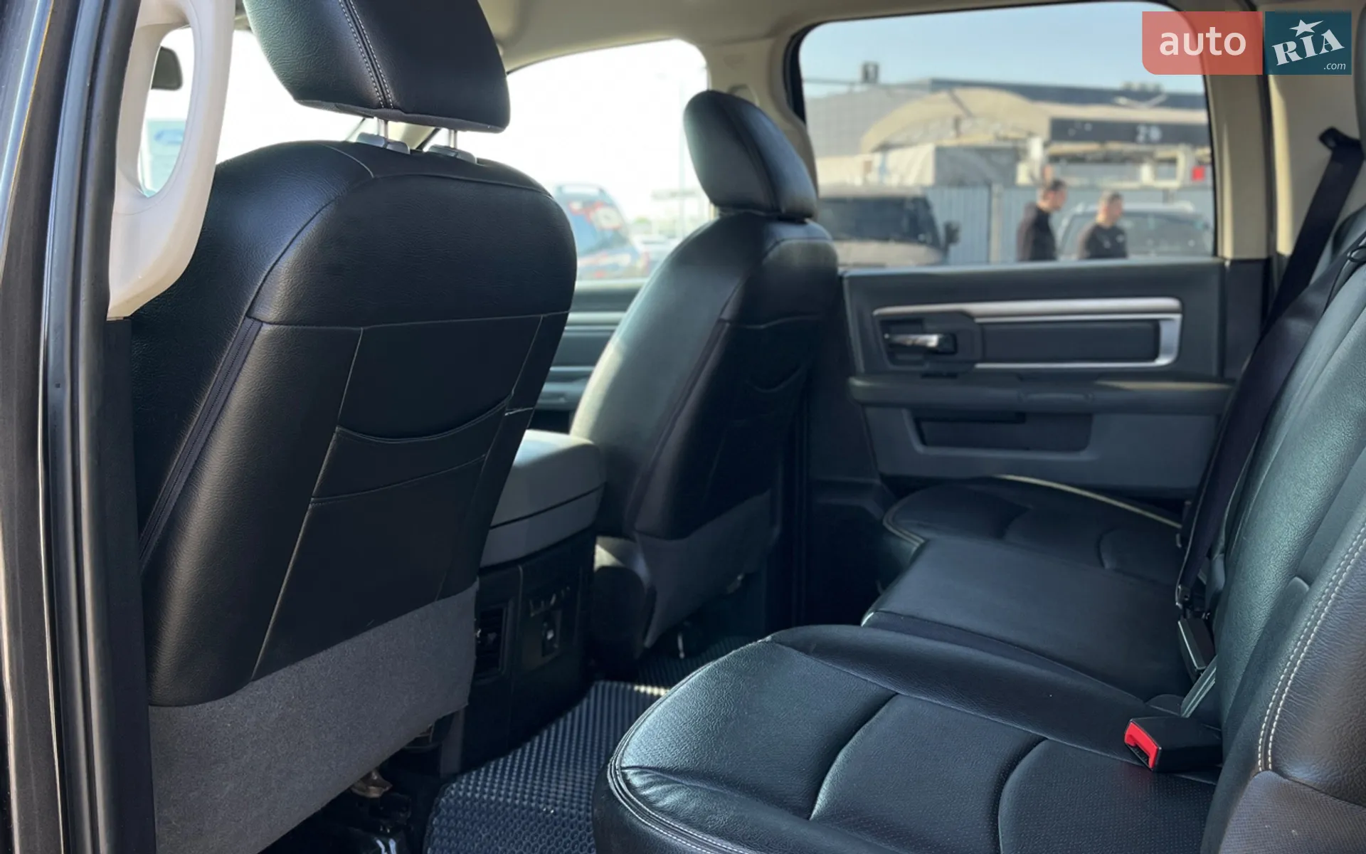 2016 Dodge RAM - мініатюра 26