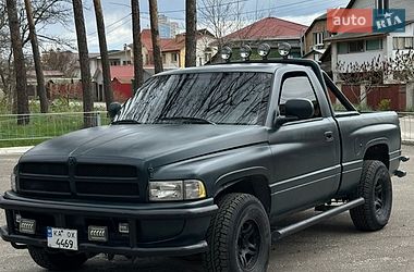 Пікап Dodge RAM 1500 2000 в Києві