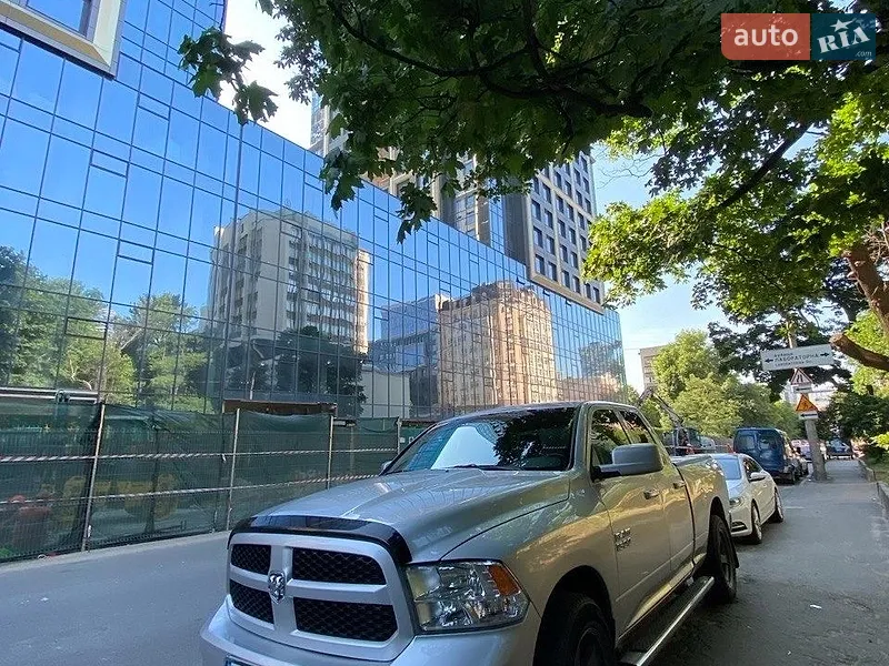 Dodge RAM 1500 2017