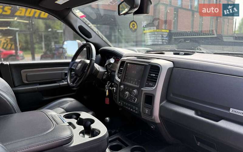 Пикап Dodge RAM 2500 2017 в Черновцах
