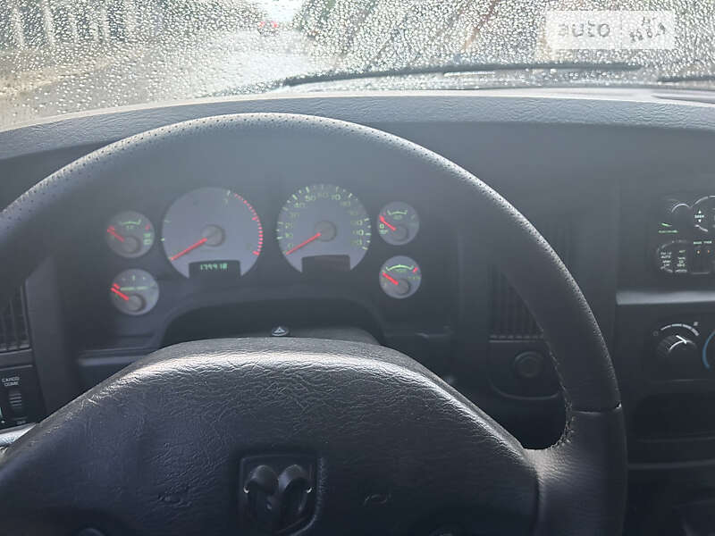 Самосвал Dodge RAM 3500 2006 в Ивано-Франковске фото 24 Самосвал Dodge RAM 3500 2006 в Ивано-Франковске