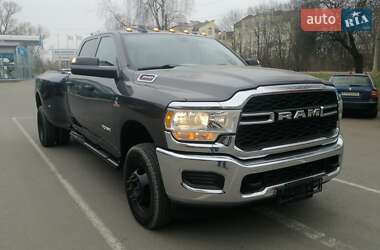 Пикап Dodge RAM 3500 2018 в Ивано-Франковске