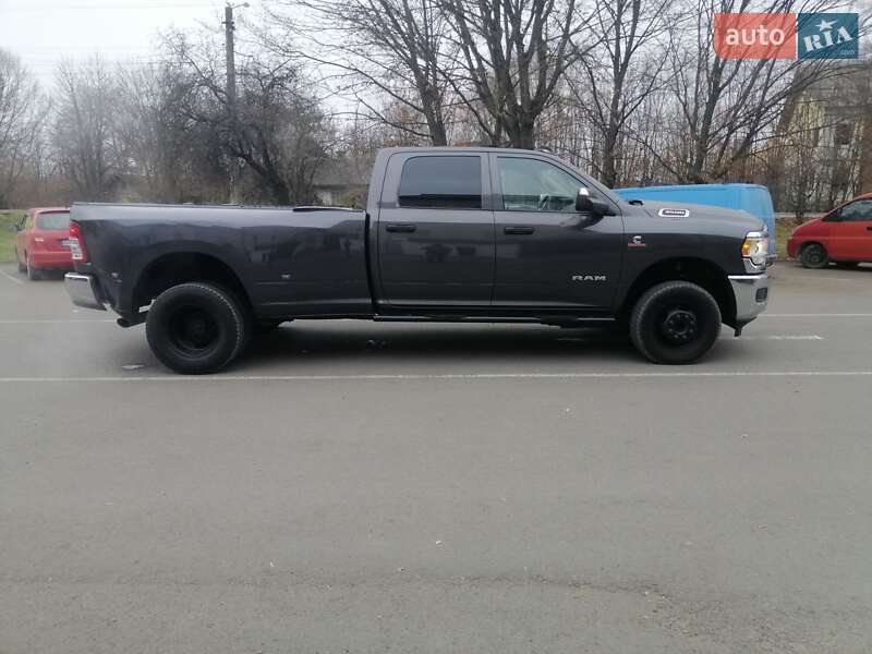 Пикап Dodge RAM 3500 2018 в Ивано-Франковске