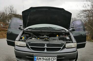 Минивэн Dodge Ram Van 2000 в Звягеле
