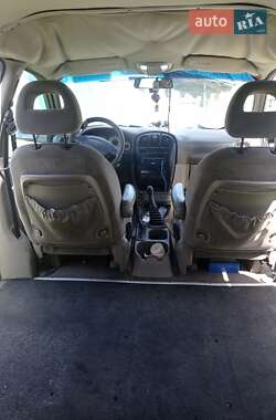 Минивэн Dodge Ram Van 2002 в Турийске