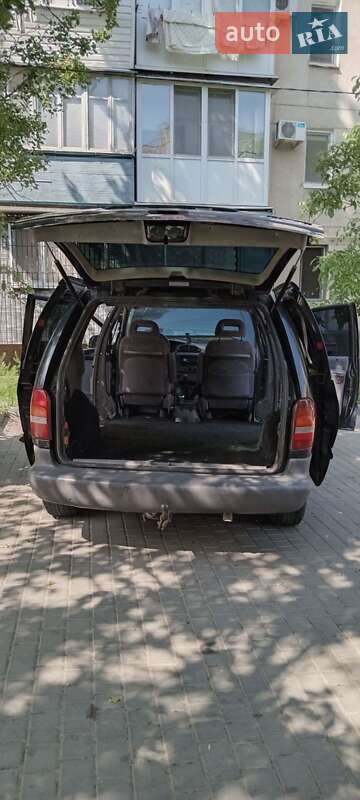 Минивэн Dodge Ram Van 2000 в Черноморске