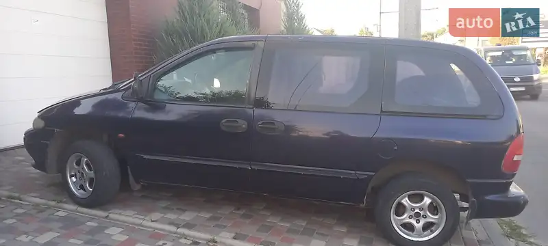 Минивэн Dodge Ram Van 1998 в 