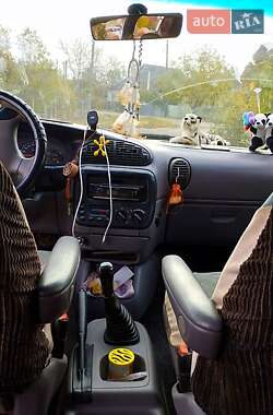 Минивэн Dodge Ram Van 1997 в Змиеве
