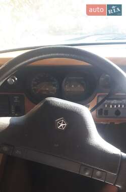 Минивэн Dodge Ram Van 1990 в 