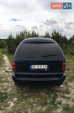 Минивэн Dodge Ram Van 2003 в 