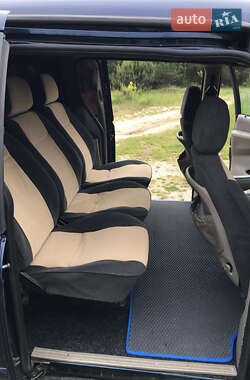 Минивэн Dodge Ram Van 2003 в 