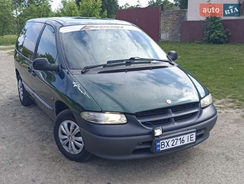 Минивэн Dodge Ram Van 1998 в 