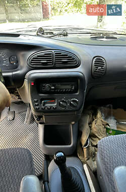 Минивэн Dodge Ram Van 2000 в 