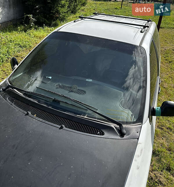 Мінівен Dodge Ram Van 2000 в Радивиліві