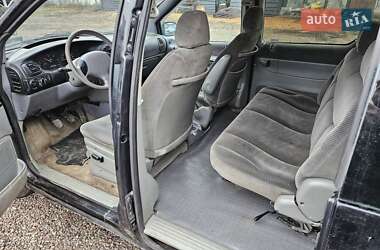 Минивэн Dodge Ram Van 1998 в Шостке