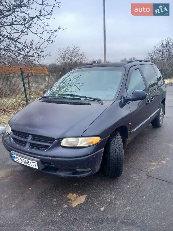 Минивэн Dodge Ram Van 1999 в Новой Одессе