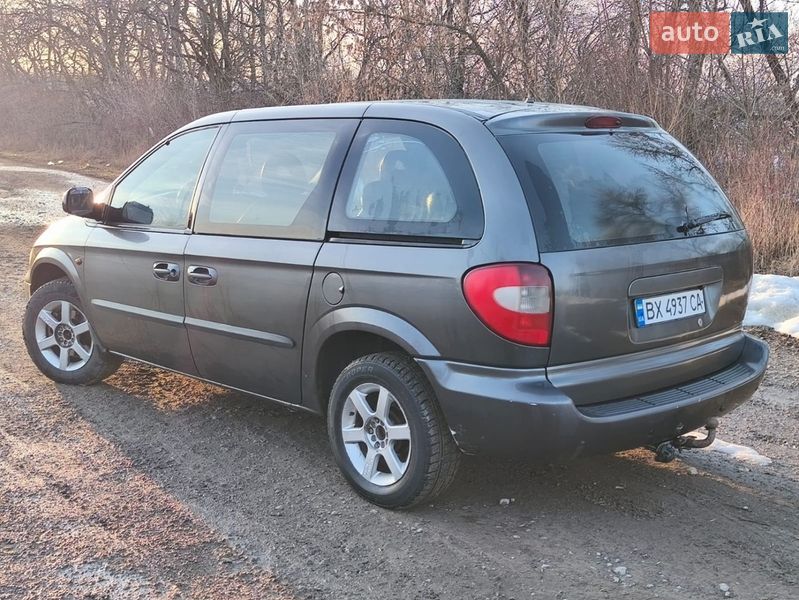 Мінівен Dodge Ram Van 2003 в Городку