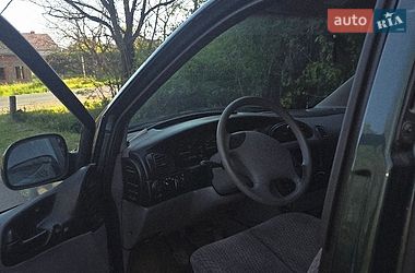 Минивэн Dodge Ram Van 2001 в Виноградове