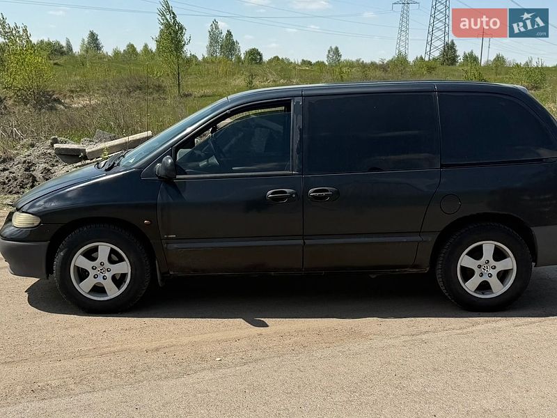 Минивэн Dodge Ram Van 2000 в Киеве фото 5 Минивэн Dodge Ram Van 2000 в Киеве