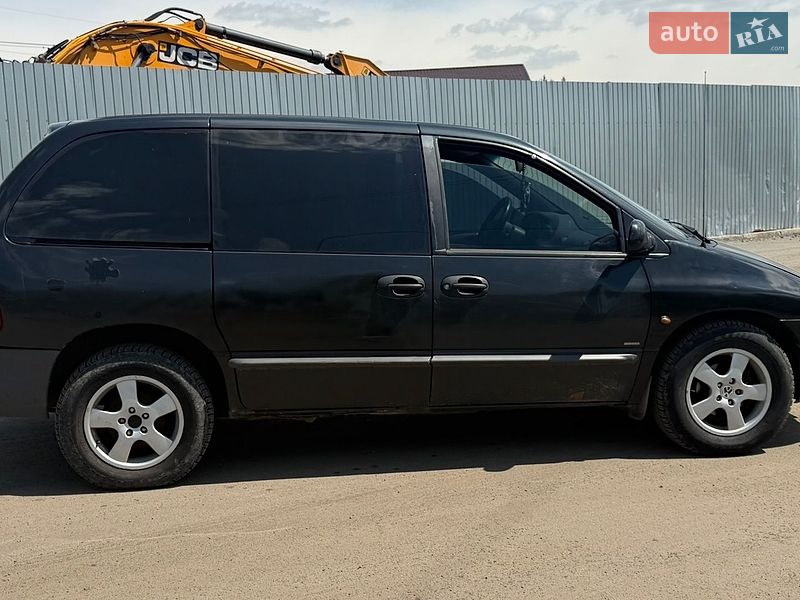 Минивэн Dodge Ram Van 2000 в Киеве фото 11 Минивэн Dodge Ram Van 2000 в Киеве