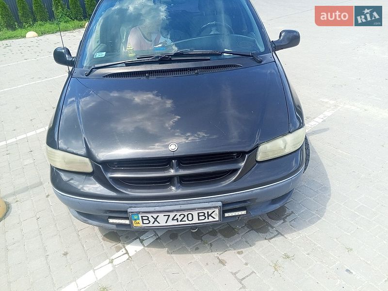 Dodge Ram Van 2000