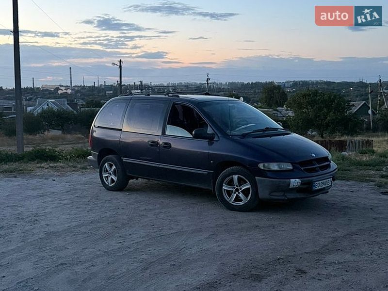 Мінівен Dodge Ram Van 1999 в Запоріжжі
