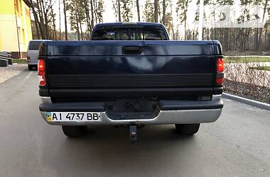 Пікап Dodge RAM 2000 в Києві