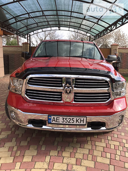 Пикап Dodge RAM 2016 в Кривом Роге