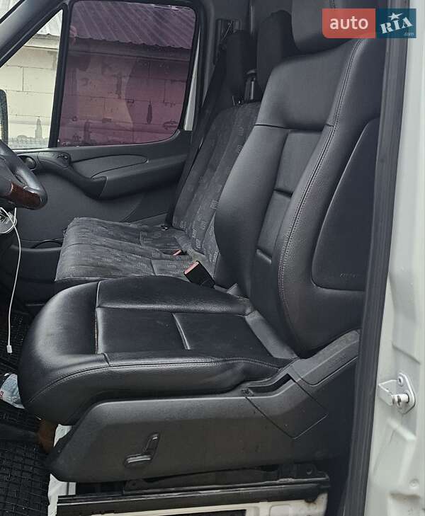 Вантажний фургон Dodge Sprinter 2004 в Олевську фото 2 Вантажний фургон Dodge Sprinter 2004 в Олевську