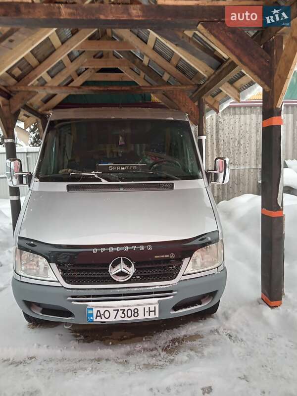 Мікроавтобус Dodge Sprinter 2004 в Тячеві