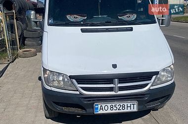 Вантажопасажирський фургон Dodge Sprinter 2006 в Хусті