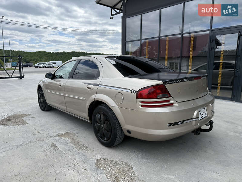 Седан Dodge Stratus 2001 в Теребовле