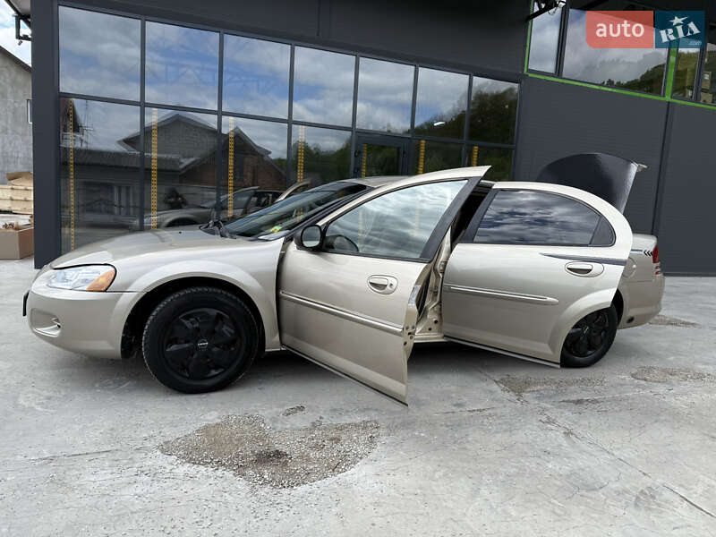 Седан Dodge Stratus 2001 в Теребовле
