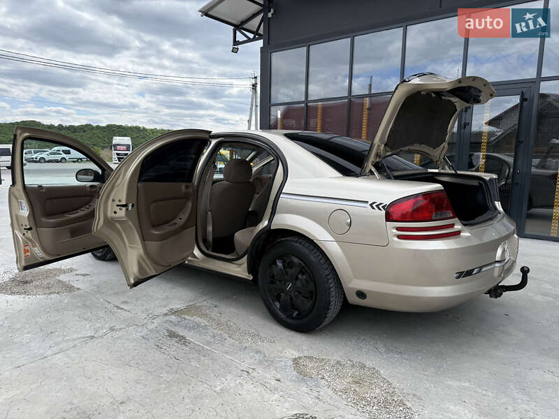 Седан Dodge Stratus 2001 в Теребовле