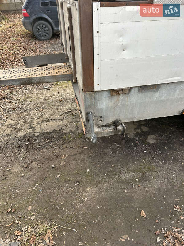 Бортовой полуприцеп Doll D 2000 в Львове