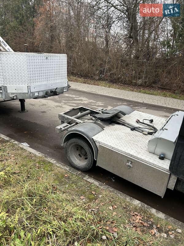 Бортовой полуприцеп Doll D 2000 в Львове