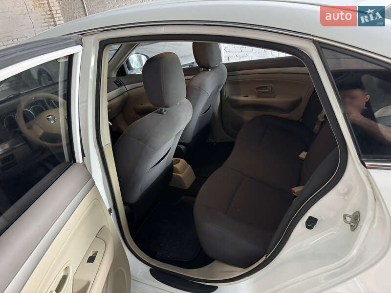 Седан Dongfeng E11K 2018 в Кривому Розі фото 11 Седан Dongfeng E11K 2018 в Кривому Розі