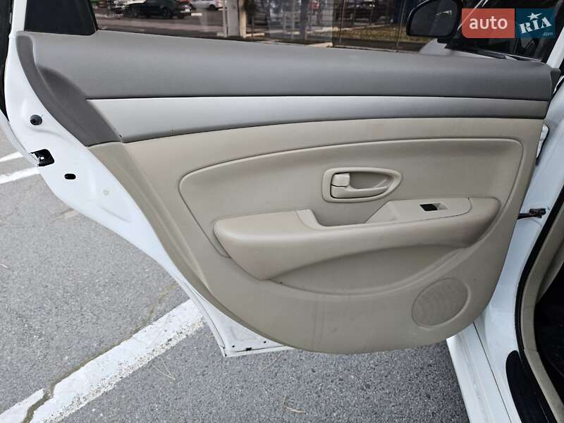 Седан Dongfeng E11K 2018 в Одесі фото 27 Седан Dongfeng E11K 2018 в Одесі