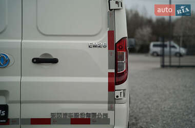 Вантажний фургон Dongfeng EM26 2022 в 