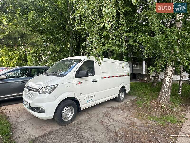 Грузовой фургон Dongfeng EM26 2022 в Киеве