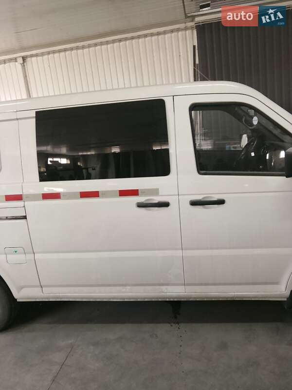 Грузовой фургон Dongfeng EM26 2022 в Киеве