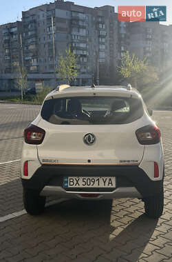 Внедорожник / Кроссовер Dongfeng Nano Box 2023 в 