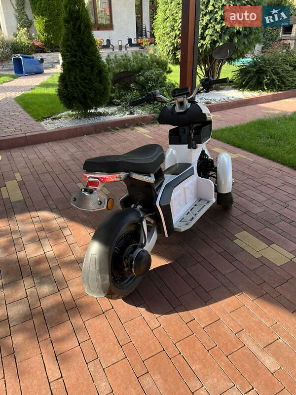 Скутер Doohan iTank 2021 в Ужгороді