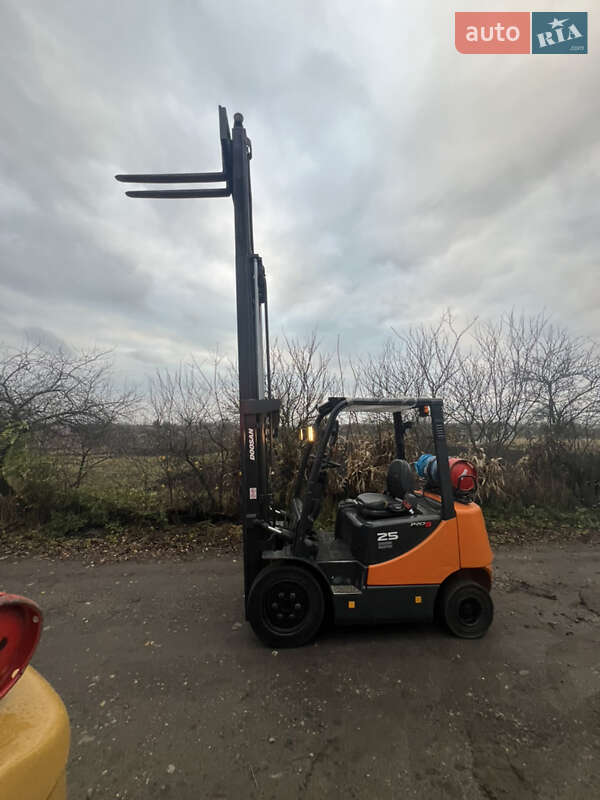 Вилочний навантажувач Doosan 255 LC-V 2014 в Тернополі фото 41 Вилочний навантажувач Doosan 255 LC-V 2014 в Тернополі