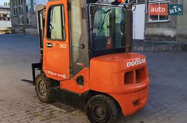 Вилочный погрузчик Doosan D 30C 2011 в Одессе