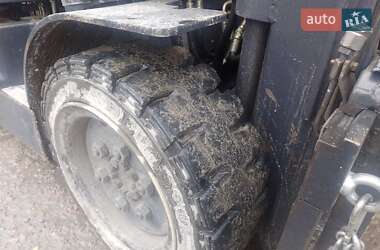 Вилочный погрузчик Doosan D 30C 2007 в 